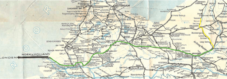 Historic map from the 1920’s,
showing the Smallertse Beek
(blue), Handelse Beek (green),
the location of the former
watermills
(magenta cross) and the site of
the brick factory neighbouring
the fish farm (yellow circle).